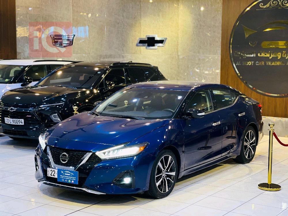 نيسان ماكسيما